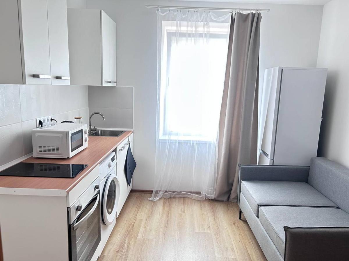 Stone Apartment - Free Parking Katowice Buitenkant foto